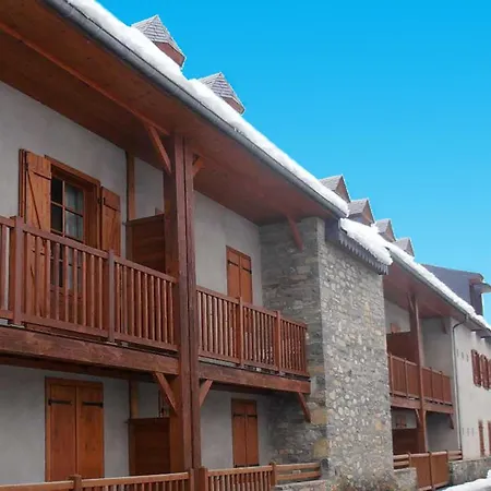 Sejour Pyreneen Authentique: T2 Cabine, Terrasse, Piscine, Proche St-lary-soulan, Navette Gratuite - Fr-1-504-139 *