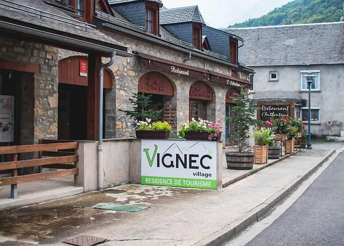 Appartement Cosy 2 Pièces Avec Terrasse Et Piscine à - Fr-1-504-139